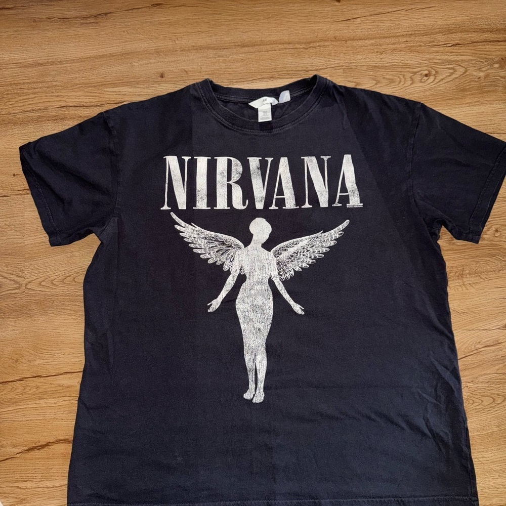 H&M Black Graphic Short Sleeve Tee